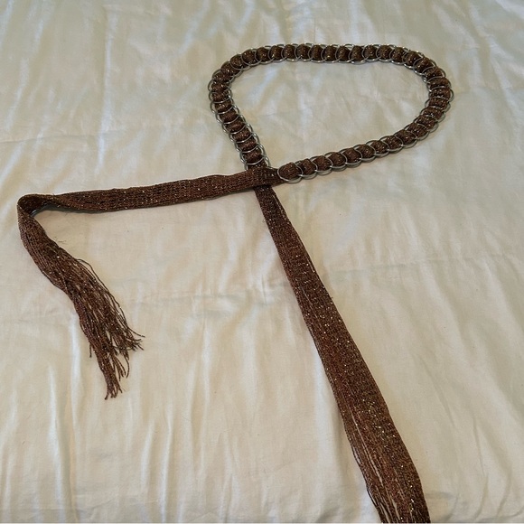 Belt- Mesh and Metal Circle with fringe, VTG - Picture 7 of 7